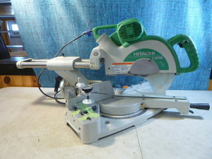 lot 125 image: Hitachi Slide Compound Miter Saw