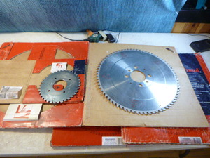 lot 139 image: 4 Saw Blades