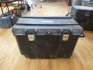 lot 157 image: Stanley Mobile Job Chest