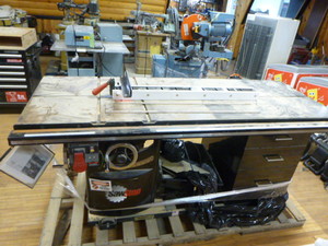 lot 1 image: Saw Stop 10 Industrial Cabinet Saw