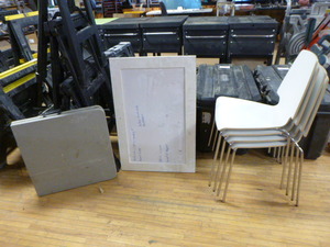 lot 190 image: 4 Laminate Chairs