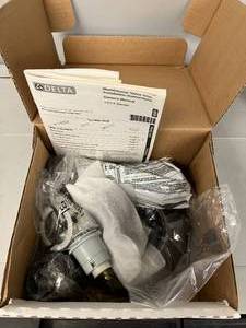 lot 29 image: Delta Linden 1-Handle Claw Foot Tub Faucet Trim Kit Only in Venetian Bronze (Valve Not Included)