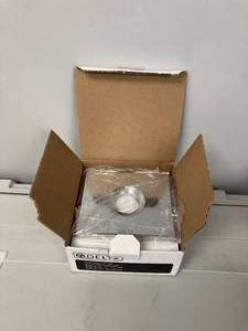 lot 21 image: Delta Pivotal 1-Handle Wall-Mount 3-Setting Diverter Trim Kit in Lumicoat Chrome (Valve Not Included)