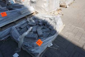 lot 55 image: Holland Patio Pavers In Dark Blended Gray Color