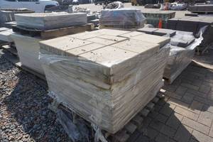 lot 104 image: Blu 60mm 3 Piece Beige Cream Patio Pavers