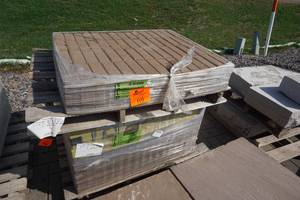 lot 110 image: American Brick Patio Pavers In Buff Color