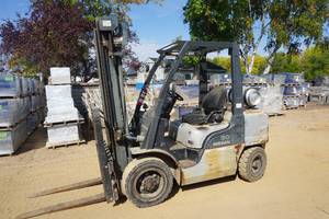 lot 2A image: Nissan 60 Model MUGLO2A30LV Propane Powered Forklift