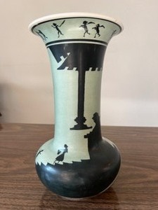 lot 6 image: Antique Japanese Ceramic Hand Painted Pottery Scenic Vase