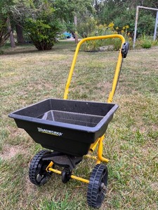 lot 137 image: Lawn & Garden Fertilizer Spreader...