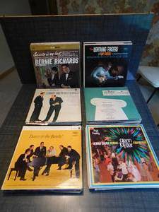 lot 200 image: 30 Vinyl Record Albums Various Artists