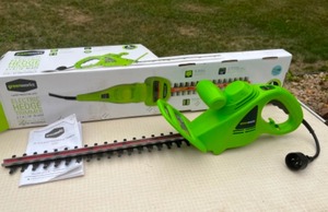 lot 51 image: GardenLawn Care Greenworks 18 Electric Hedge Trimmer
