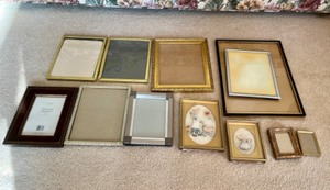 lot 121 image: Collection of Picture Frames...