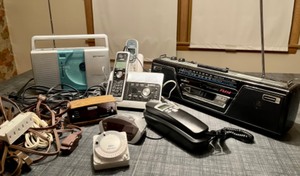 lot 114 image: Household Electronics, Radios, Phones, Extension Cords...