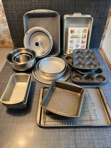 lot 59 image: Household Kitchen Cookware Bakeware good cook