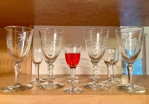 lot 39 image: Collectible Barware Stemware Crystal Etched Cut Glass