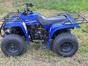 lot 4 image: 2004 Yamaha BearTracker ATV
