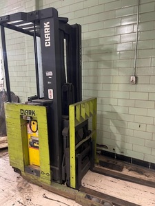lot 6 image: Clark NP300D30 Reach Forklift
