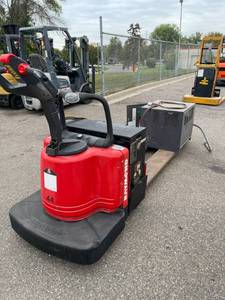lot 7 image: Raymond Double Long Walkie Rider Pallet Jack