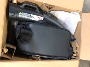 RYOBI Bagger for RYOBI 48V 30 in. Riding Lawn Mower  Customer Returns See Pictures