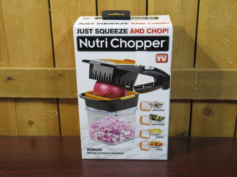 Nutri Chopper with Fresh-keeping Storage Container - Vegetable Slicer that  Chops, Cubes and Wedges, Multi-purpose Food Chopper with Stainless Steel  Blades, As Seen On TV