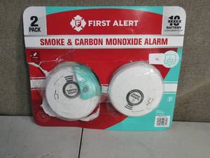 lot 96 image: First Alert 10-Year 2-Pack Battery-Operated Combination Smoke and Carbon Monoxide Detector