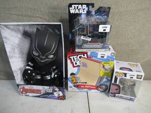 lot 256 image: Set of 4 Marvel Dc Star Wars Tech Deck Toys