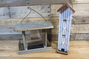 lot 21 image: Pair of Bird Feeders