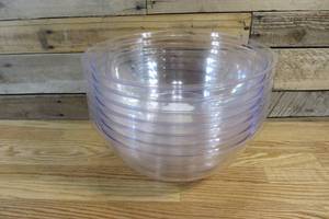 lot 80 image: Seven - 8 Qt Clear Plastic Bowls
