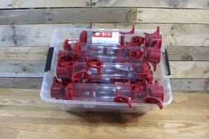 lot 117 image: Tote FULL of Tube Bird Feeders