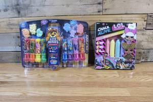 lot 166 image: Outdoor Chalk Sets (2)