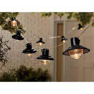 lot 245 image: Farmhouse Solar String Light