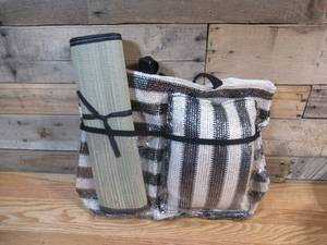lot 340 image: Summer & Rose Tote Bag
