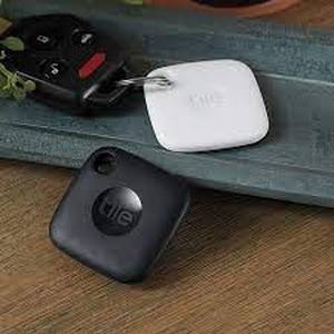 lot 291 image: Tile Mate Asset Tracking Device - Set of 2 (white & Black)