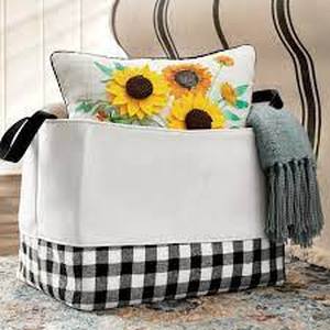 lot 337 image: Plaid-Accent Tote Basket