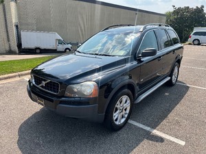 lot 1 image: 2005 Volvo XC90 T6