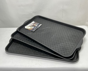 lot 2421 image: Multi-Purpose Trays (Set of 3)