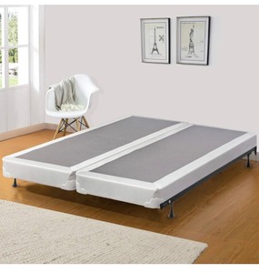 lot 84 image: King Mattress Foundation