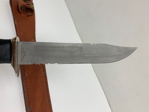 lot 14 image: US 1942 WW2 Replica Fighting Knife