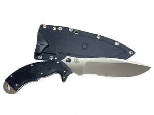 lot 18 image: Unused SPYDERCO Ed Schempp Seki-City Model VG-10 Fixed Blade Knife