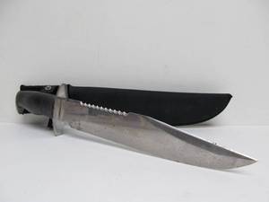 lot 41 image: Large Fixed Blade Saw-Back Hunting Knife