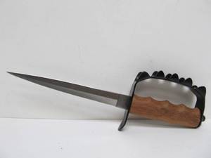 lot 49 image: Arizona Custom Knives Combat Ready USA 1917 Trench Knife