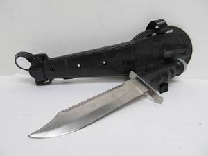 lot 61 image: Excelletn Quality DACOR Stainless Solingen Germany Saw-Back Divers Knife