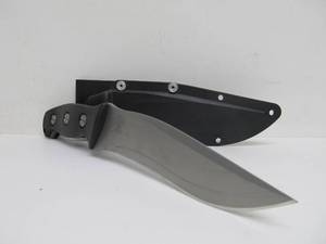 lot 45 image: Unused Large SMITH & WESSON H.R.T. Fixed Blade Knife