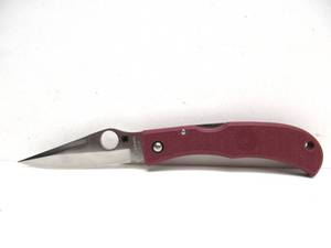 lot 125 image: Unused SPYDERCO Jess Horn Lock-Back Folding Knife