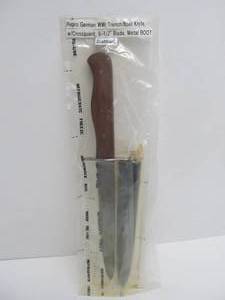 lot 139 image: Replica German WW1 TrenchBoot Knife