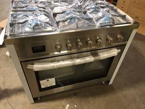 lot 27 image: Koolmore 36 in. Stainless Steel Professional Gas range with Legs Customer Returns See Picture