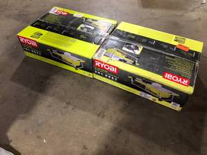 lot 48 image: Lot of 2 RYOBI 4.8 -Amps 7 in. Blade Corded Tabletop Wet Tile Saw   Customer Returns See Pictures