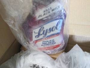 6- 32 oz Spray Bottles Lysol Mold &...