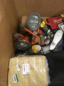 lot 1 image: Gaylord of Outdoor and Hardware Various Models and Conditions Customer Returns See Pictures