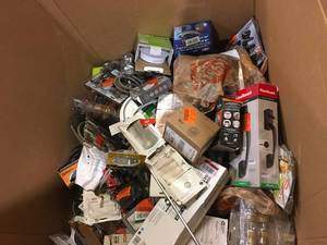 lot 3 image: Gaylord of Door Handles and Hardware Various Models and Conditions Customer Returns See Pictures